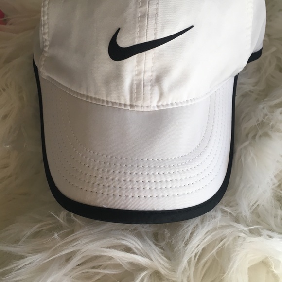White Nike Running Ball Cap - Picture 3 of 7